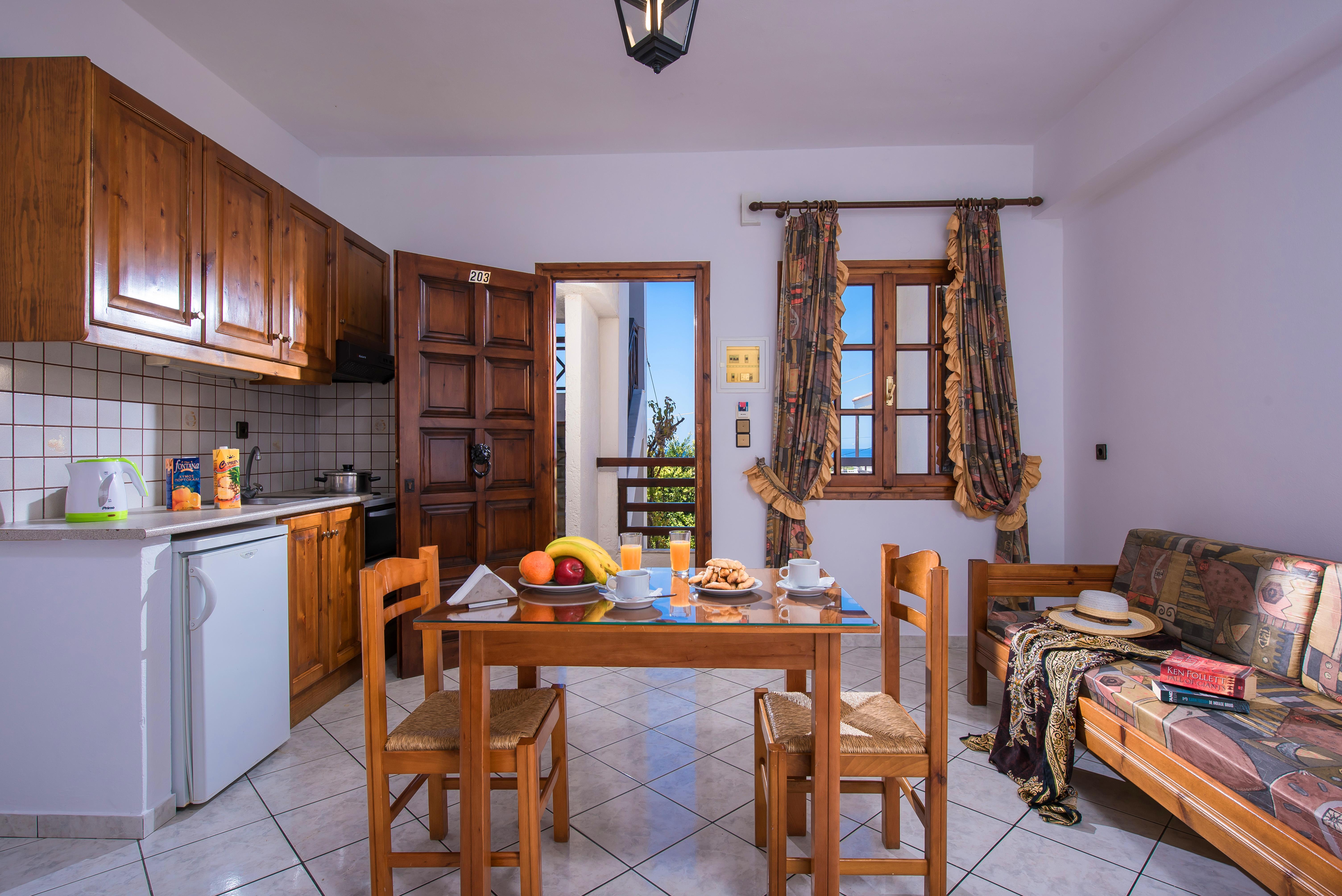 Rena Apartments Gouves Dış mekan fotoğraf