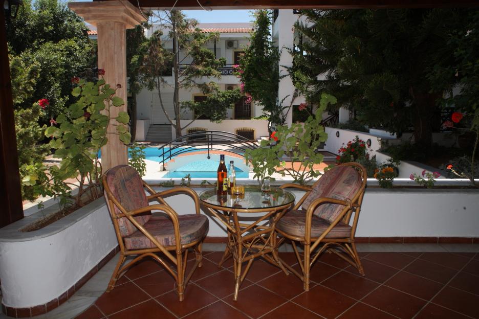 Rena Apartments Gouves Dış mekan fotoğraf
