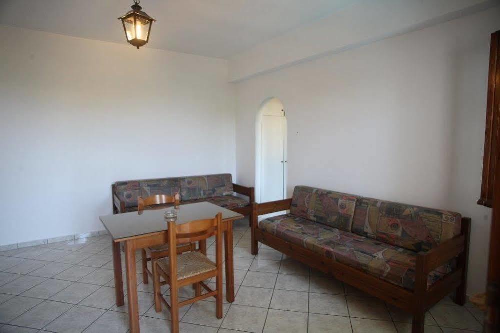 Rena Apartments Gouves Dış mekan fotoğraf