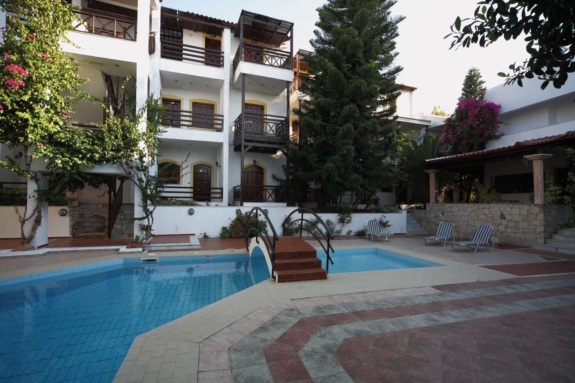 Rena Apartments Gouves Dış mekan fotoğraf