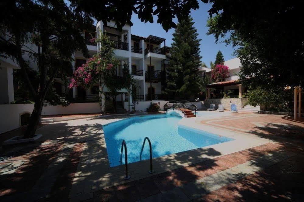 Rena Apartments Gouves Dış mekan fotoğraf